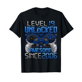 Level 19 Unlocked 19 Year Old Gifts Boys 19th Birthday Boy T-Shirt