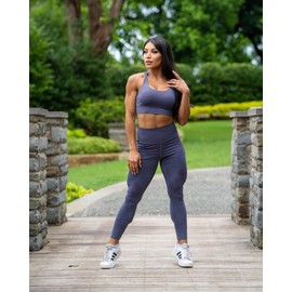 PRUMATT Women's Super Soft Premium Sports Bra, Criss-Cross Back, Medium Impact, Padded, Removable Cups, Everyday Bra for Yoga, Gym, Workout (Purple Camo)