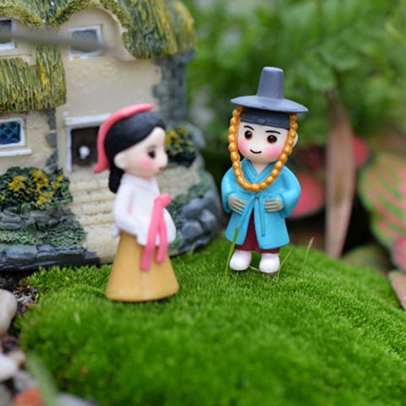 Taotenish 4pcs Mini Korean Figures Korean Lovers Miniature Fairy Garden