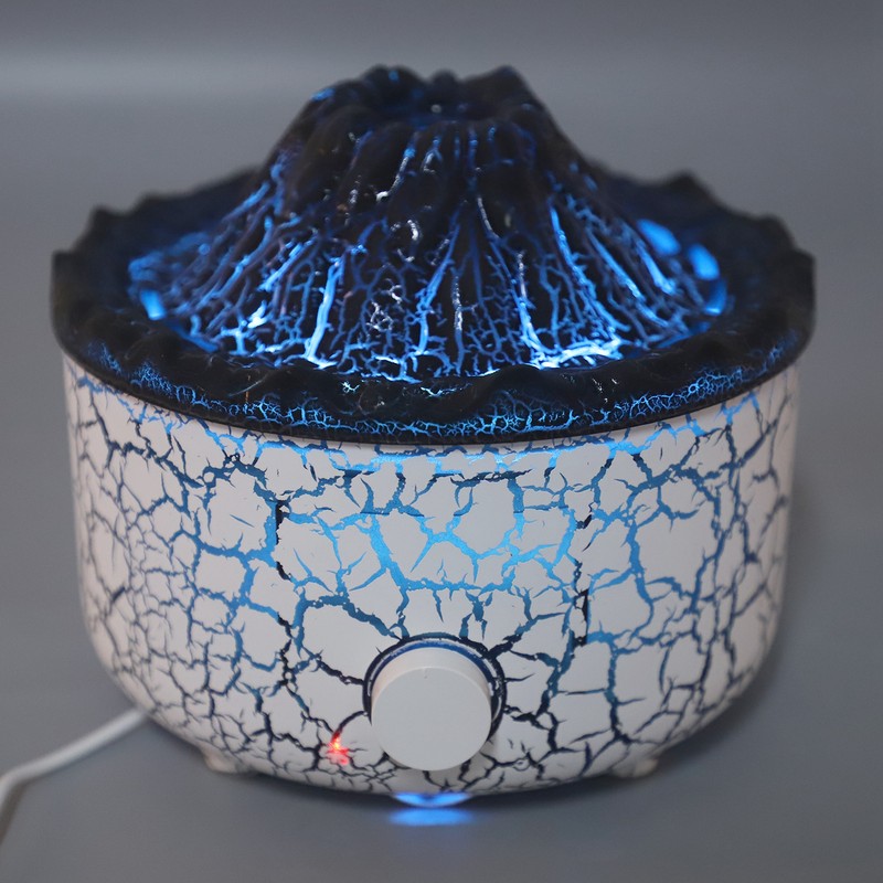 Volcano Diffuser with Remote Control 10W 560ml Tank 100‑240V 165mAh
