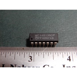 Motorola MC14013BCP Dual Type D Flip-Flop IC's Qty 50 NOS