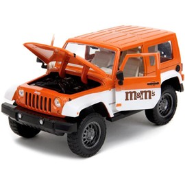 2017 Jeep Wrangler w/Orange M&M's Diecast Figure, M&Ms - Jada Toys 34401-1/24 Scale Diecast Car