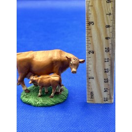 Midwest Cannon Falls Miniature Cow With Nursing Baby