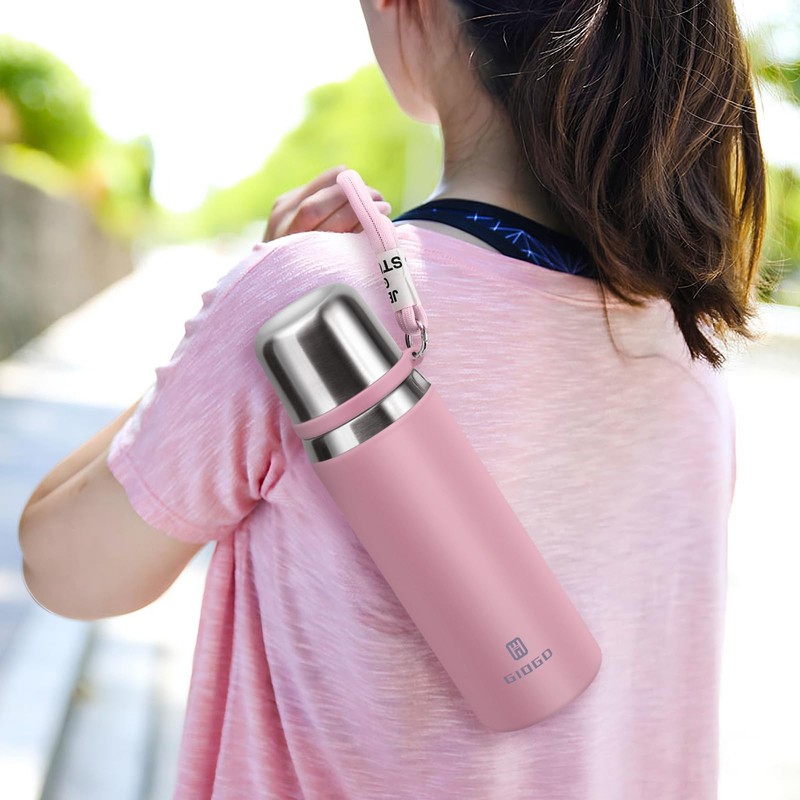 Stainless Steel thermo Bottles with cup 700ml/23.7oz Vacuum Insulated Bottle