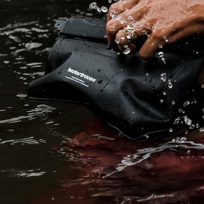 Waterproof Waist Pack Messenger Bag for Surfing, Snorkeling, Paddleboarding, River