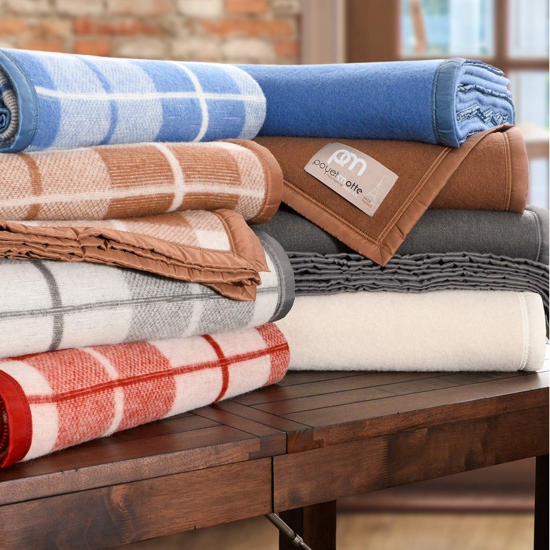 Poyet Motte Rivoli Solid 400GSM 100% Virgin Wool Blanket, Medium/Heavy