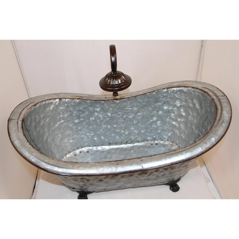 Decorative Metal Claw Foot Bathtub Planter/Garden Decor/Home Decor/Bath Decor