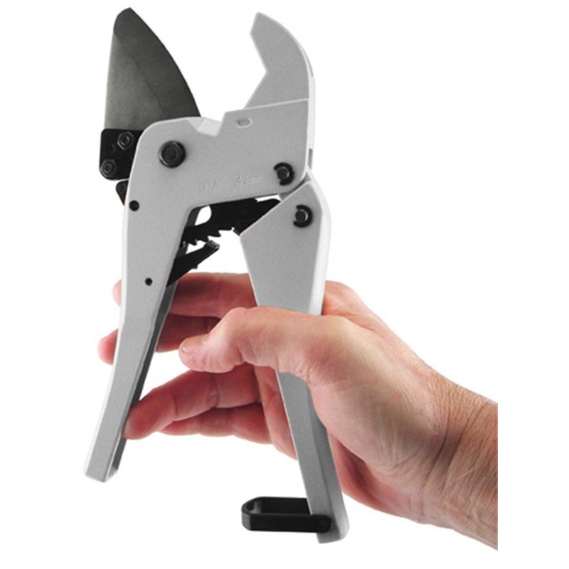 General Tools Ratcheting Pipe and Tubing Cutter #119 - Cuts