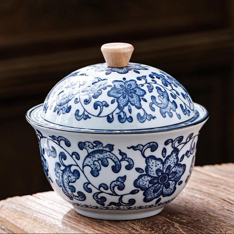 JHNIF Blue and White Porcelain Ashtray with Lid, 5-Inch Ash
