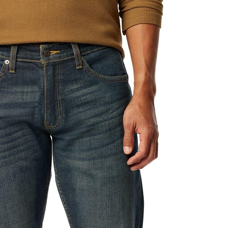 Levi Strauss Signature Gold Men's Regular Straight Fit Jeans, Bigfoot,