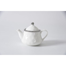 Salerno Tea Pot with Cover, 6.75" x 4.75" x 5.75"
