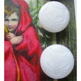 Set of 4 ~ Vintage 1/2" White Fox Glass Buttons~old stock 1920's
