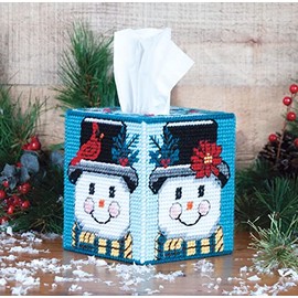 MARY MAXIM Holly Jolly (7 Count) Plastic Canvas Tissue Box Kit 5"