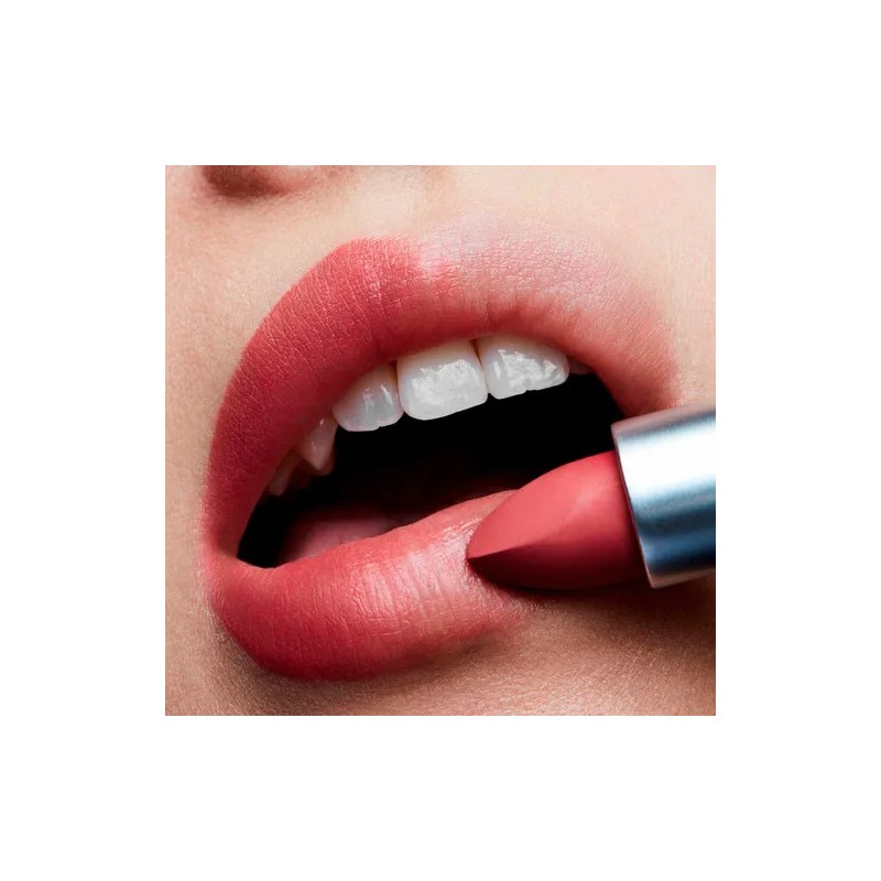 Labial Mac Powder Kiss Lipstick A Little Tamed