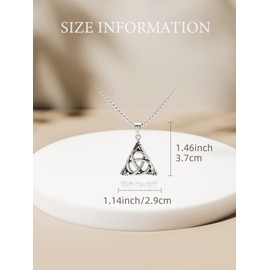 iFFkuwi Minimalist Triangle Pendant Necklace for Men – Sleek and Masculine Design with Adjustable Chain, Perfect for Daily Wear, Casual Outings, or Adding a Modern Edge to Any Outfit