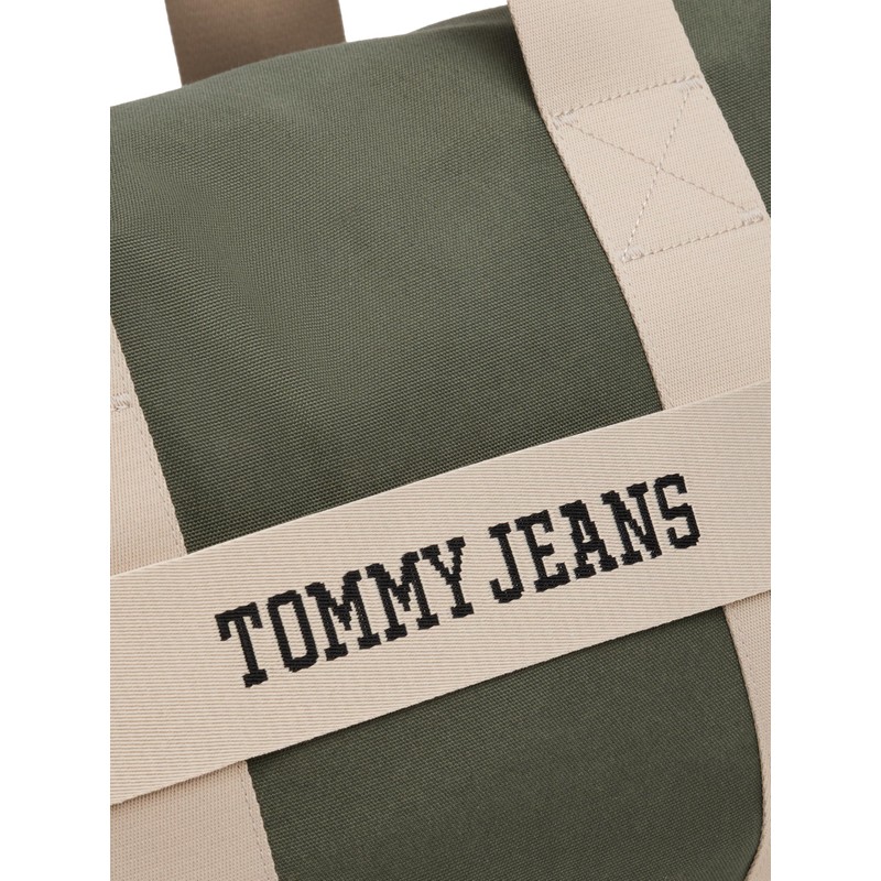 Tommy Jeans Retro Cool Duffle Bag with Luggage Strap, Pewter