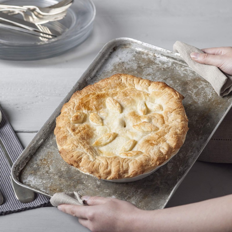 WM Bartleet & Sons 1750 T295 Crinkle Rim Pie Dish,