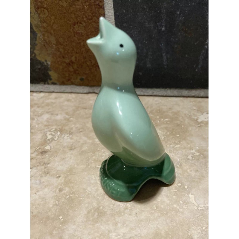 Le Creuset 3.5" Tall "Rosemary" LE CREUSET Pie Bird Funnel