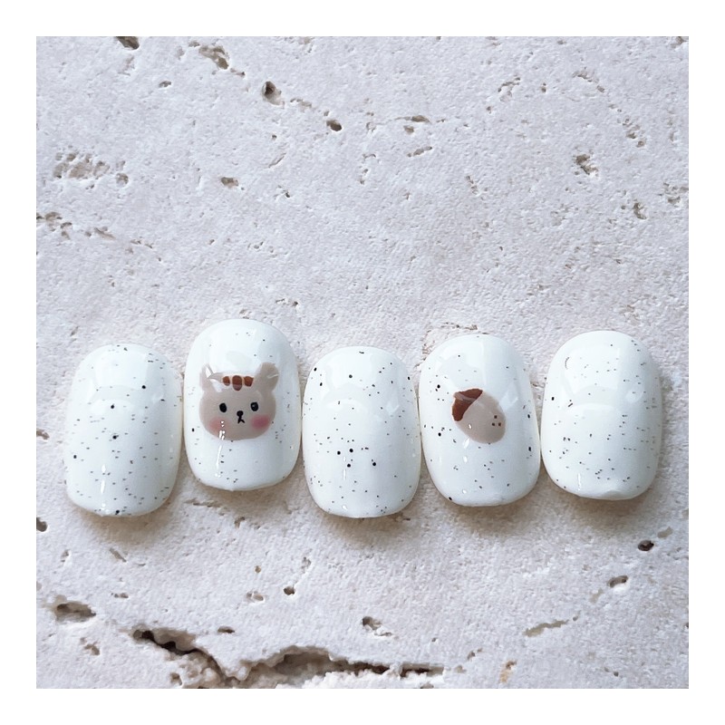 Daram - Almond / 다람이 - 아몬드
