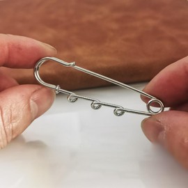 HugeDE 30 Pcs 50mm Metal Brooch Pins Small Heavy Duty Safety Pins Kilt Clothing Pins Blanket Craft Safety Pins Jewelry Making Safety Pins with 3 Loops Silver