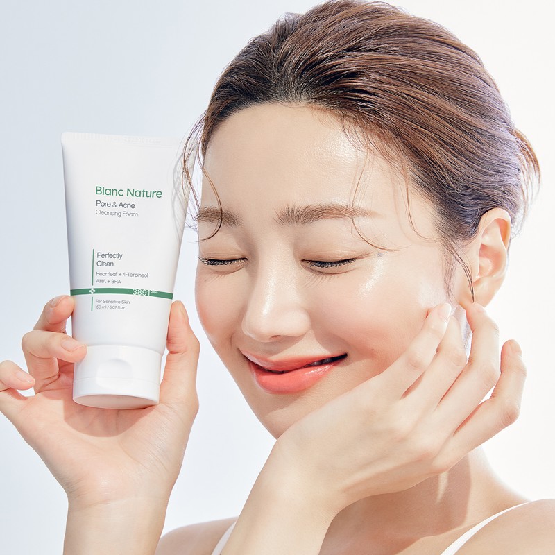 Blanc Nature Acne Functional Cleansing Foam 150ml (2 packs) Contains