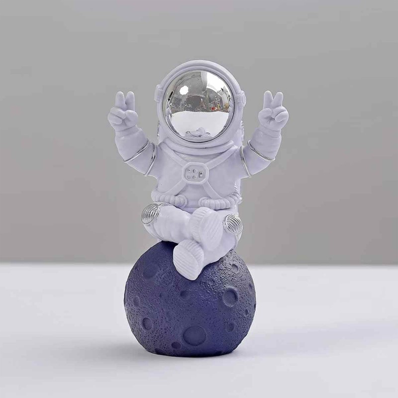 Cute Small Astronaut Figurines,Spaceman Statue Decor for Living Room Bedroom