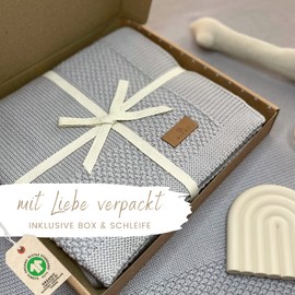 DIKOS® Babydecke aus *100%* GOTS Bio Baumwolle grau | weiche Neugeborenen Baby Decke Strickdecke mit Bordüre Mädchen/Junge ganzjährig | nachhaltige Kuscheldecke Baumwolldecke | Geschenk zur Geburt