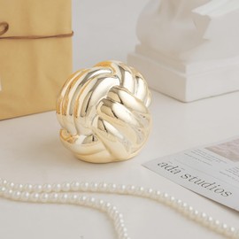 Silver Knot Decor, Chain Link Decor, Coffee Table Decor, Book Shelf Decor, Entry Table Decor, Aesthetic Minimalist Decorative Objects for Modern Home Living Room, Desk Decor for Office (Silver)