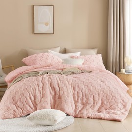 Litanika Fluffy Queen Size Comforter Set Pink，3 Pieces Warm Sherpa Fleece Winter Bedding Set, Jacquard Checkered Plush Fuzzy Blanket Bed Set(1 Comforter, 2 Pillowcases)
