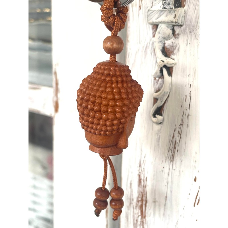WOO MANTO 1 piece Buddha key ring made of wood,