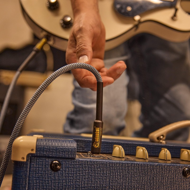 Adam Hall cables 4 Star Instrument Cable Nylon Jacket Jack