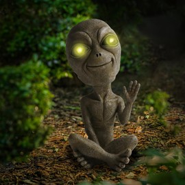 Solar Light UFO Extraterrestrial Garden Alien Statues Figurine for Indoor Outdoor Garden Patio, Yard Or Lawn Decoration