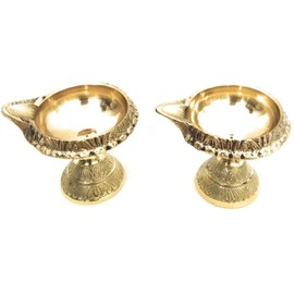 athizay Brass Kuber Diyas for Pooja Pack of 2 Indian Diya Set for Gifting | Home Decor Oil Lamps with Oil Holding Capacity of 50 ml || to be Used with Cotton Wick or roli