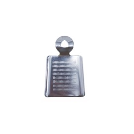 Mini rallador para pequeña porción de nuez moscada entera, palitos de canela, cúrcuma fresca, jengibre, ajo, wasabi, etc. Acero inoxidable, fabricado en Japón, plata de 3.6 x 2.4 x 0.3 pulgadas
