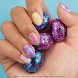 Sally Hansen Insta-Dri X Hershey's Cookies 'n' Creme Eggs, Sprout & Sparkle​, Quick Dry, Long Lasting, Streak-Free Shine, Blue Nail Polish, 0.31 fl oz.