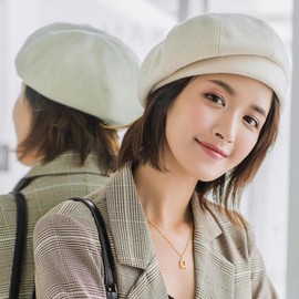 WANYIG Winter Beret Cap Women's Korean Style Women Beret Hat Dress Hat Winter Hat Comfortable and Warm for Spring/Autumn/Winter, White