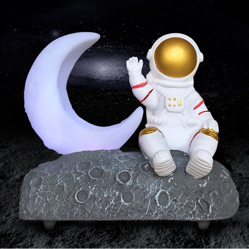 Wireless Bluetooth Speaker with LED Light Astronaut and Moon Shape