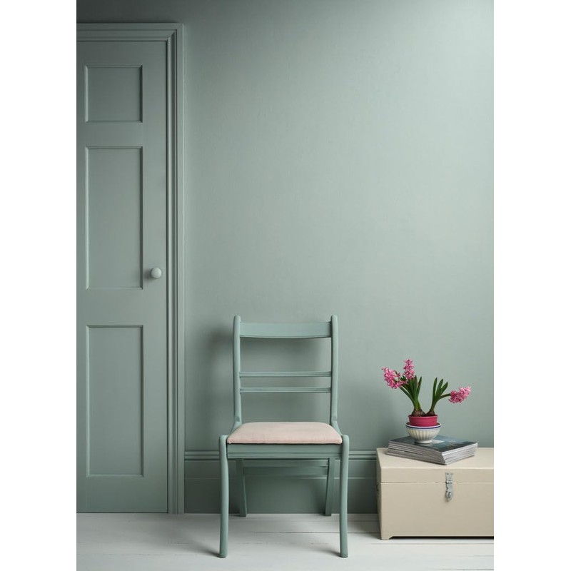 Annie Sloan Satin Paint (Pemberley Blue, 25 Fl Oz/750 mL).