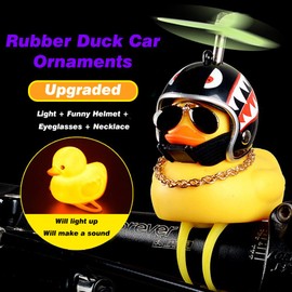 wonuu Adornos de goma para coche, 2 piezas de pato amarillo, decoración de tablero de coche, bocinas de bicicleta con casco de hélice