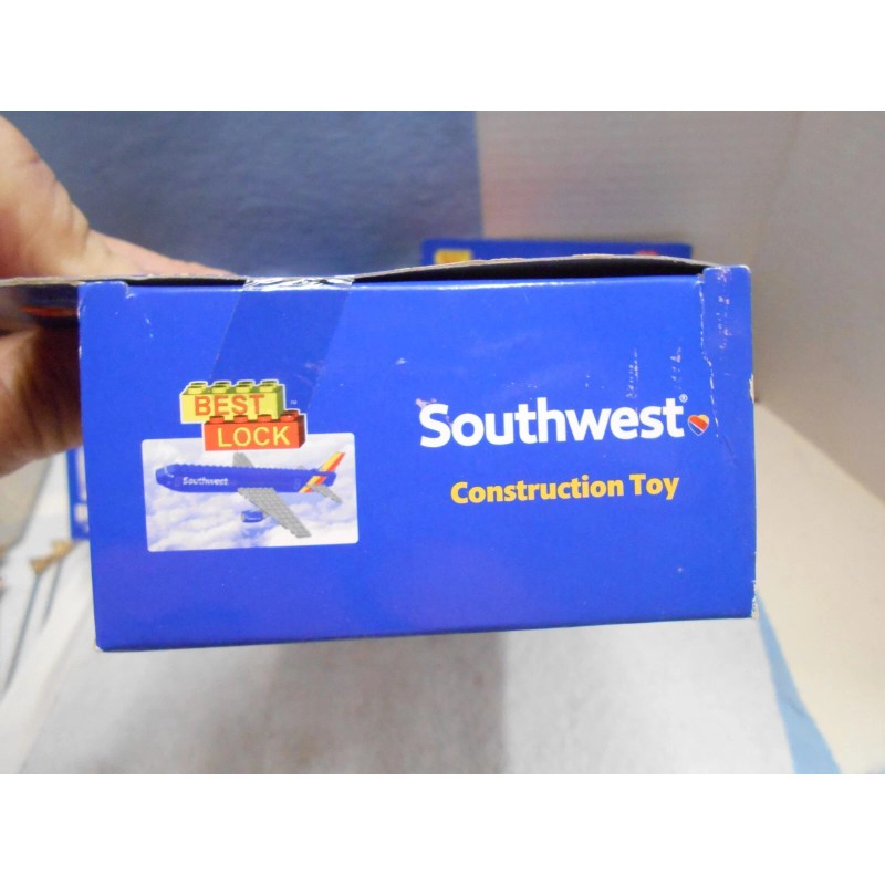 Southwest Airlines "Pilot in Training Construction Toy DARON #BL888-1 "NEW"