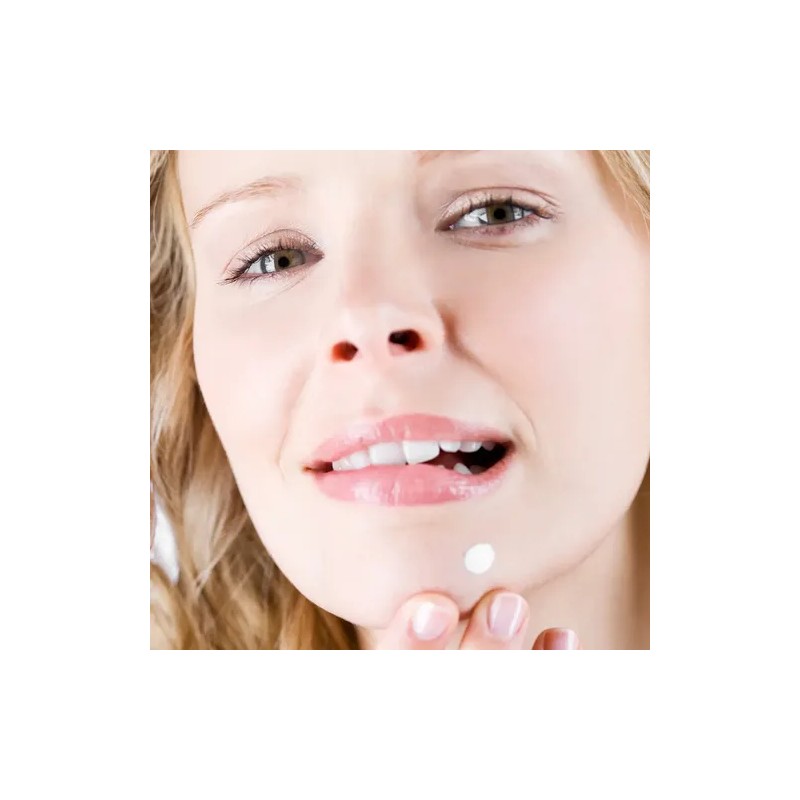 Crema Anti Acné Mc Life Control De Grasa Reduce Manchas