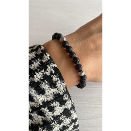 10:10 Bracelet made of stainless steel and 6 mm natural lava stones. Bracelet for men and women. Adjustable bracelet made in Italy, Stainless Steel