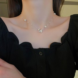 Zeshimb Boho Pearl Necklace Choker Silver Butterfly Pendant Choker Necklace Simple Pearl Chain Necklace String Cord Faux Pearl Necklace Dainty Pearl Butterfly Necklace Wedding Jewelry for Women