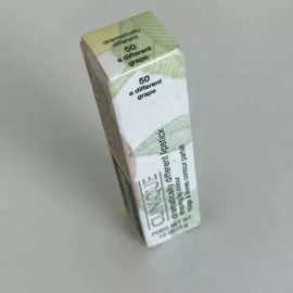 Clinique NIB CLINIQUE Dramatically Different Lipstick " 50 A Different Grape " Full Size