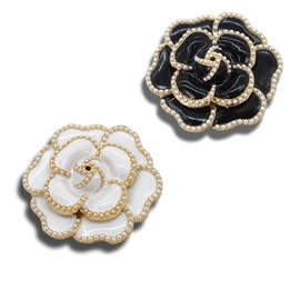 LIOUCBD 2PCS Enamel Flower Brooch Pins for Women, Petal Pearl Elegant Exquisite Art Brooches, Simple Pin Brooch for Ladies Jewelry Wedding Banquet Party (White, Black)
