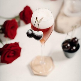 AIOS Set of 6 Unbreakable Triam BPA Free Champagne Flutes. Capacity 160ml