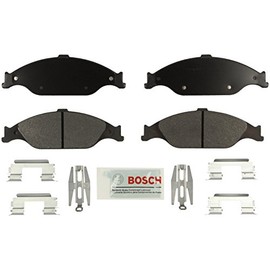 BOSCH BE804H Juego de pastillas de freno de cerámica azul con herrajes – Compatible con Ford Mustang Seleccionado; Delantero