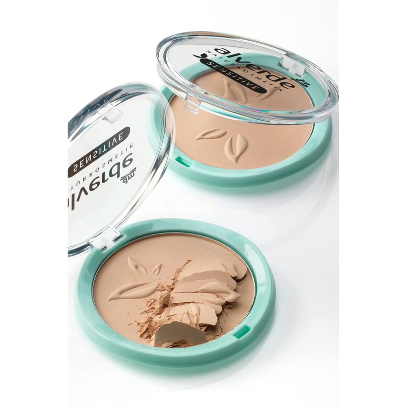 alverde Natural Cosmetics Face Powder Mattifying Powder Sensitive Medium Beige