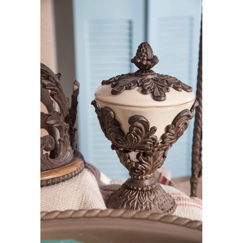 GG Collection Acanthus Leaf Snack Bowl