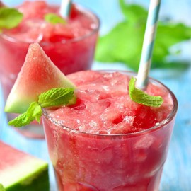 VITEVER Pack of 100 Light Blue/White Striped Paper Straws, Durable Recycled Drinking Straws Paper for Christmas, Birthday, New Year, Party Decoration Accessories